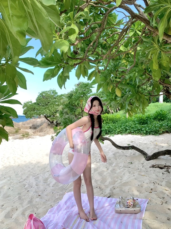 ảnh gái xinh mặc bikini