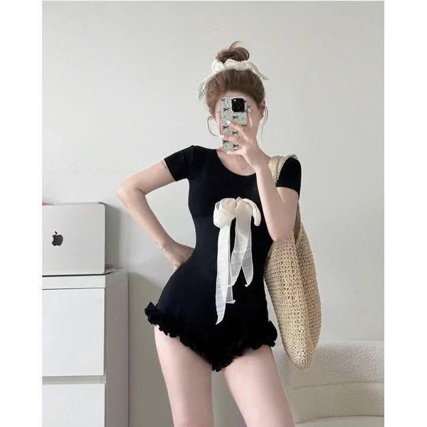 gái xinh tiktok mặc bikini 44