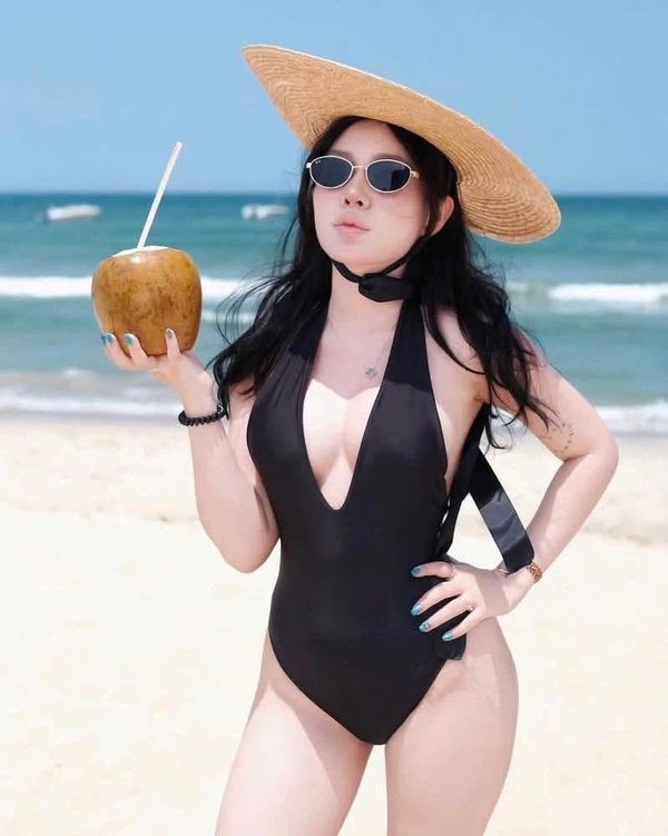 gái xinh việt nam mặc bikini