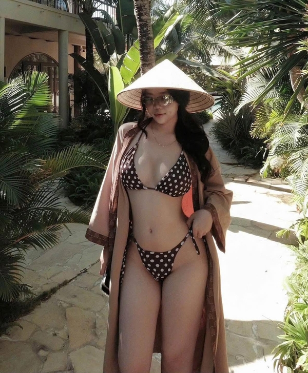 hình nền gái xinh bikini 28