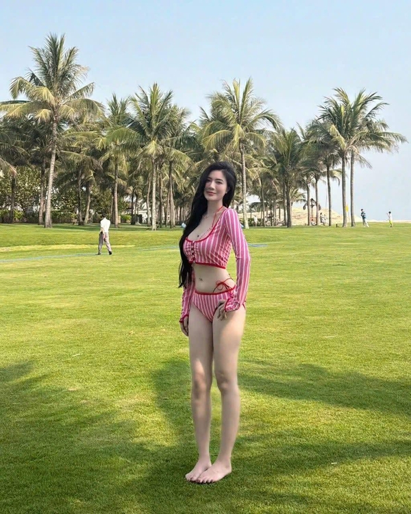 hình nền gái xinh bikini 4